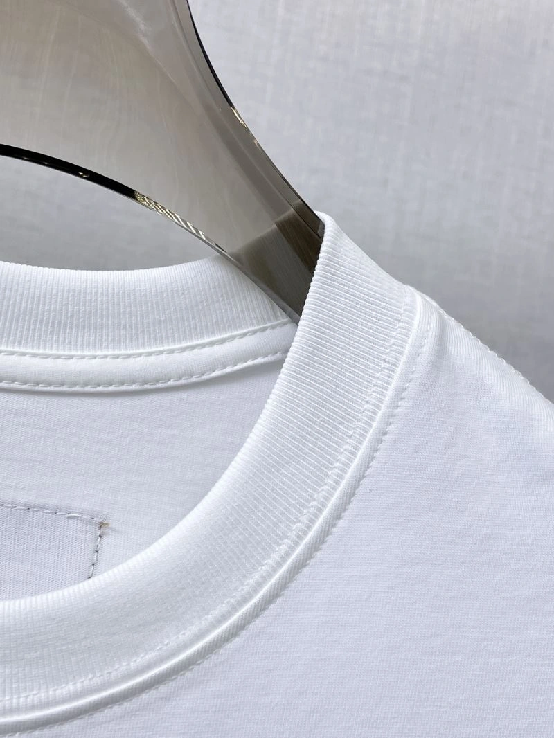 Louis Vuitton T-Shirts Popular 132387