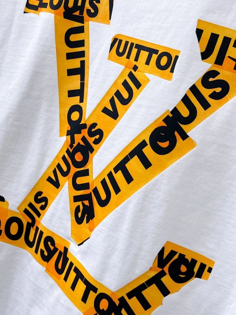 Louis Vuitton T-Shirts Popular 132387