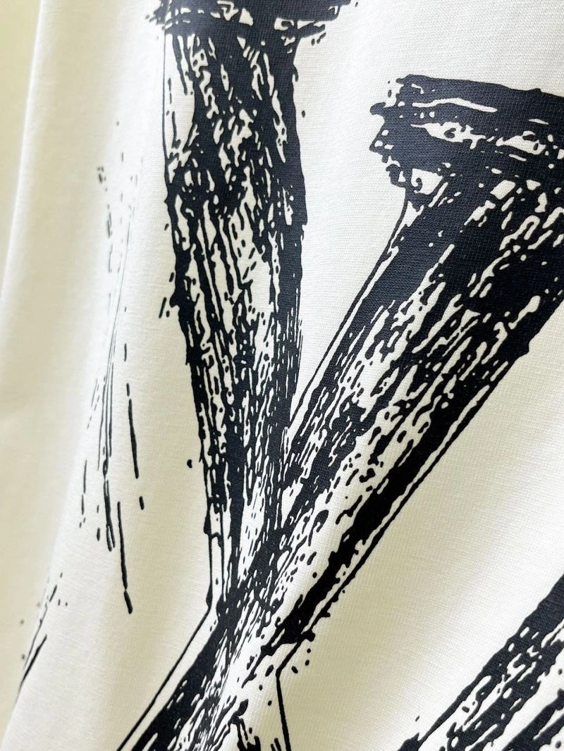 Louis Vuitton T-Shirts Trendsetting 132363