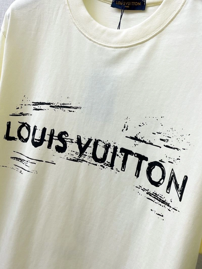 Louis Vuitton T-Shirts Trendsetting 132363
