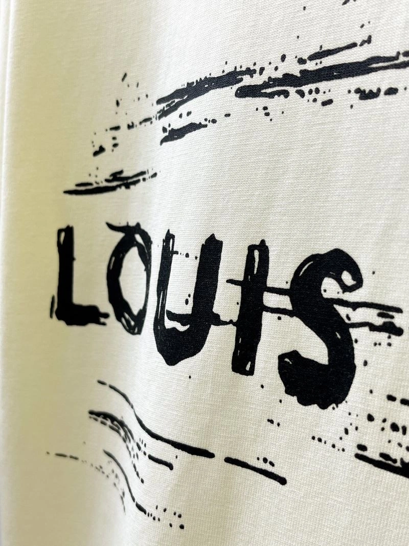 Louis Vuitton T-Shirts Trendsetting 132363