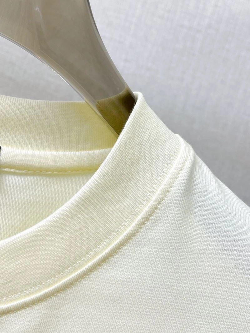 Louis Vuitton T-Shirts Trendsetting 132363