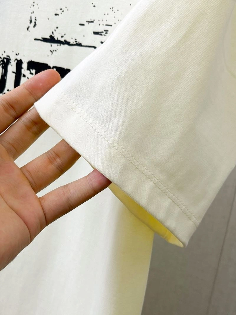 Louis Vuitton T-Shirts Trendsetting 132363