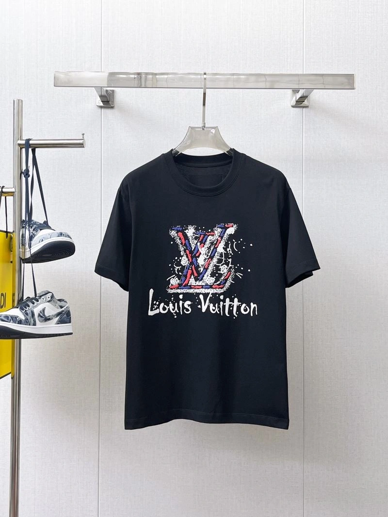 Original Louis Vuitton T-Shirts 132389
