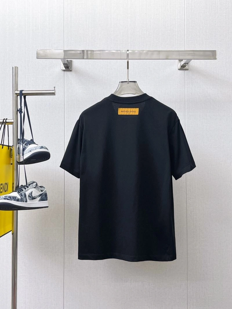 Original Louis Vuitton T-Shirts 132389