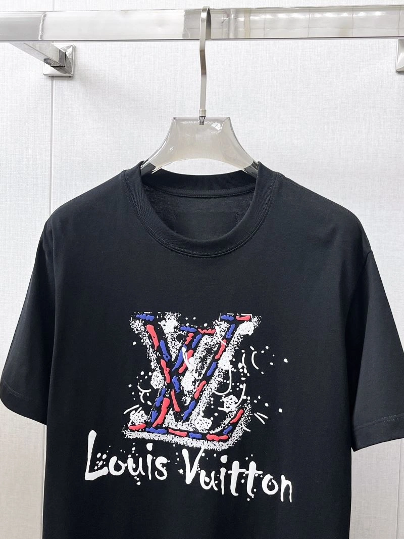 Original Louis Vuitton T-Shirts 132389