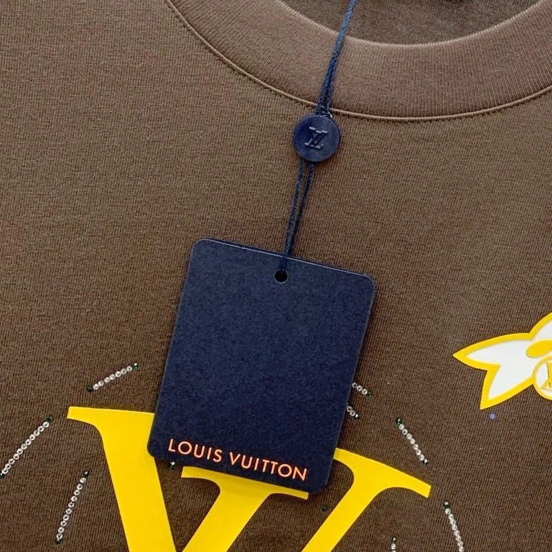 Supportive Louis Vuitton T-Shirts 132395