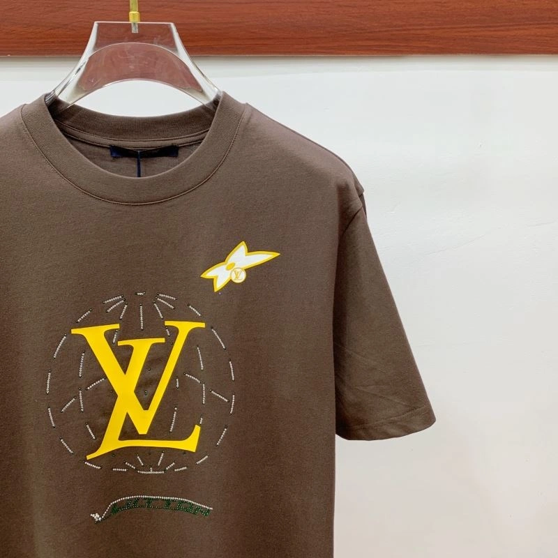 Supportive Louis Vuitton T-Shirts 132395