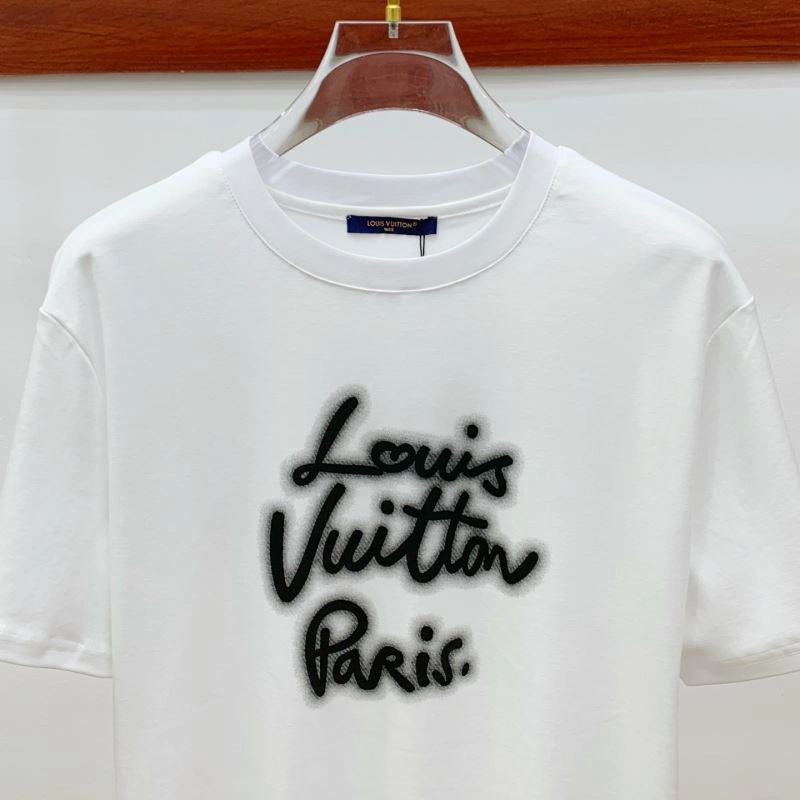 Unique Louis Vuitton T-Shirts 132358