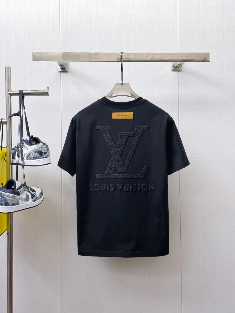 Louis Vuitton T-Shirts Modern 132339
