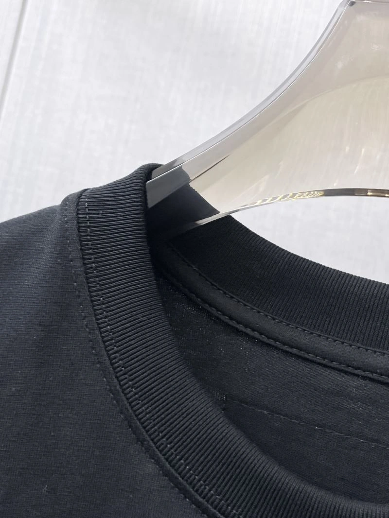 Louis Vuitton T-Shirts Modern 132339