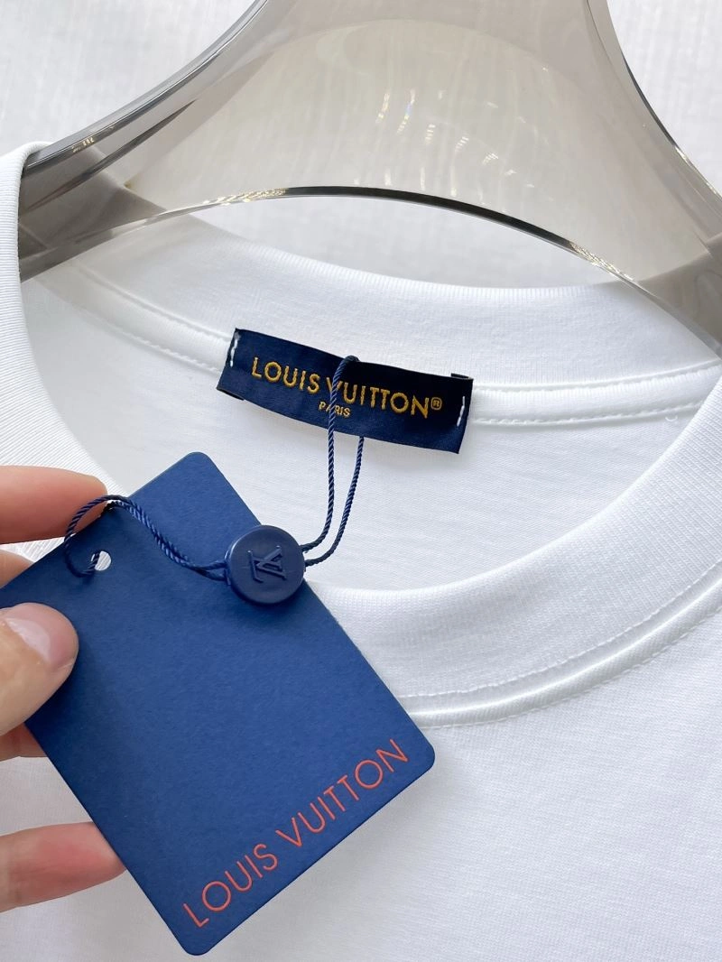Louis Vuitton T-Shirts GoodFit 132326