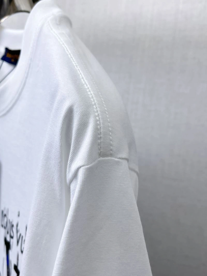Louis Vuitton T-Shirts GoodFit 132326