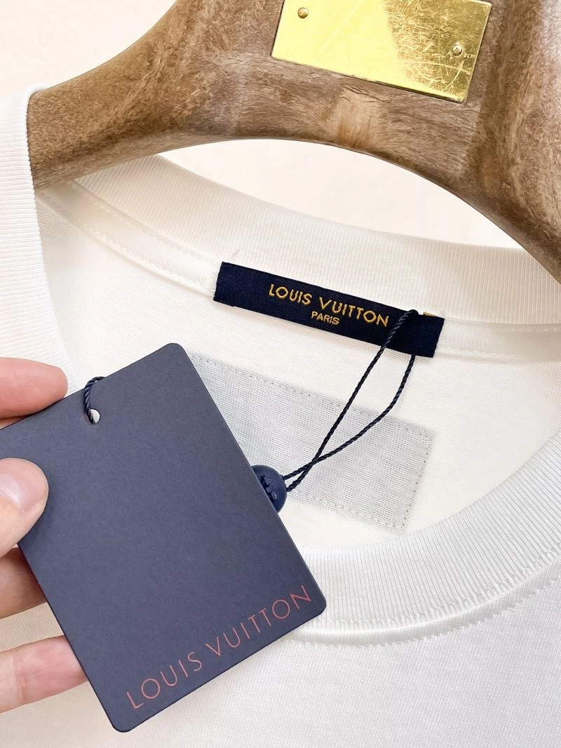 Affordable Louis Vuitton T-Shirts 132327