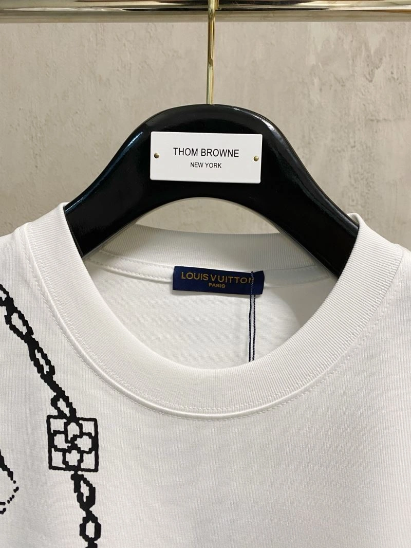 TimelessDesign Louis Vuitton T-Shirts 132338