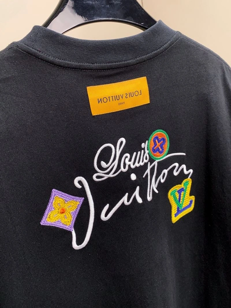 Louis Vuitton T-Shirts Breathable 132334