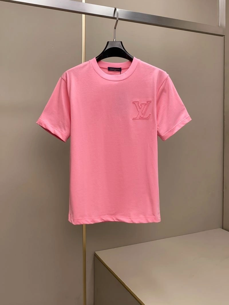 Louis Vuitton T-Shirts Lightweight 132355