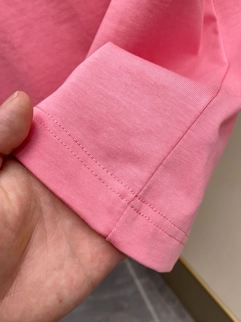 Louis Vuitton T-Shirts Lightweight 132355