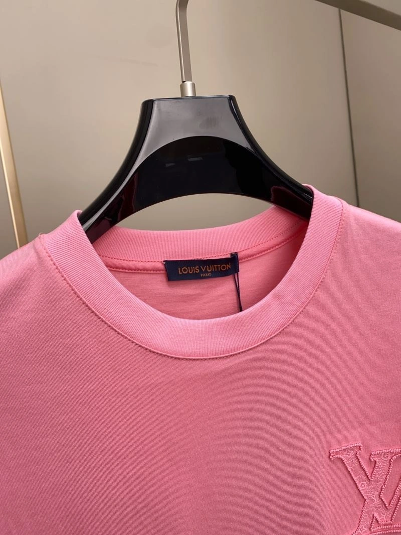 Louis Vuitton T-Shirts Lightweight 132355