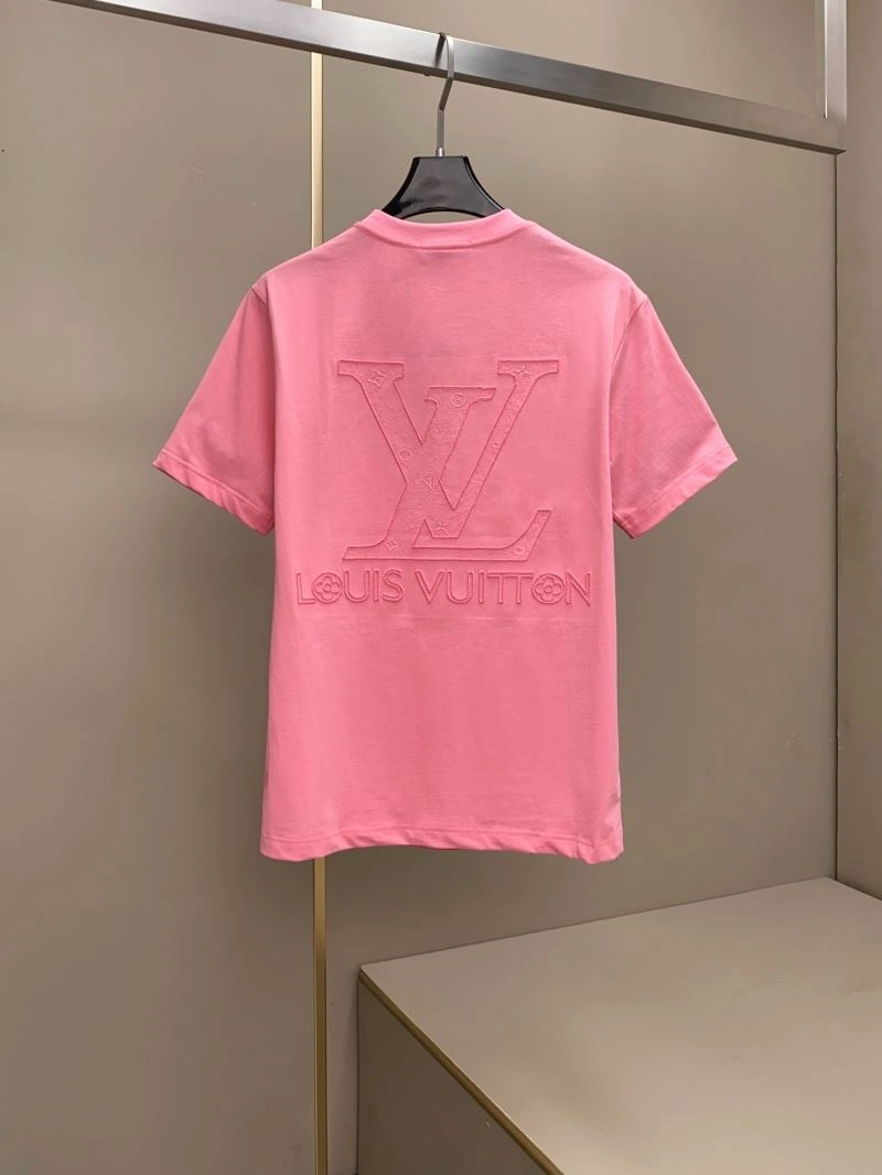 Louis Vuitton T-Shirts Lightweight 132355