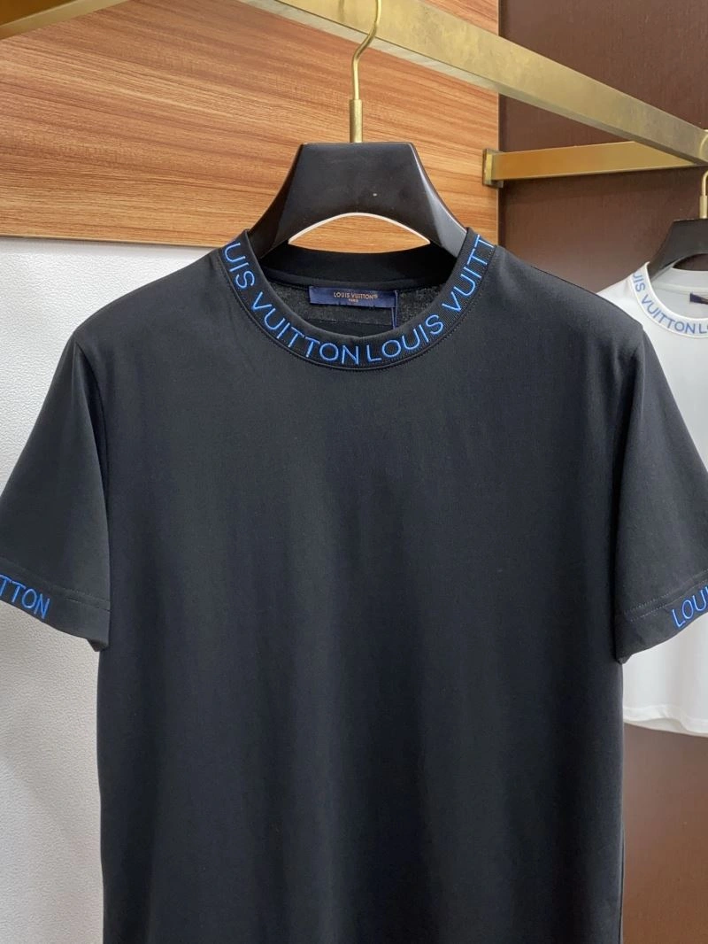 Louis Vuitton T-Shirts Lightweight 132351