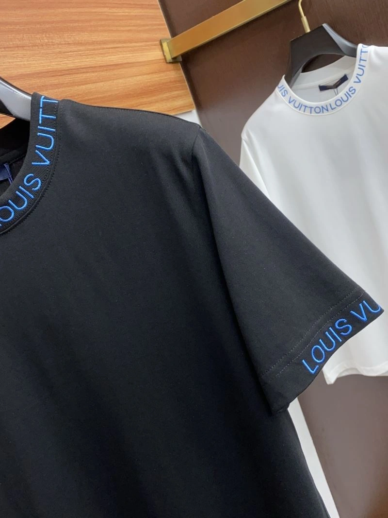 Louis Vuitton T-Shirts Lightweight 132351