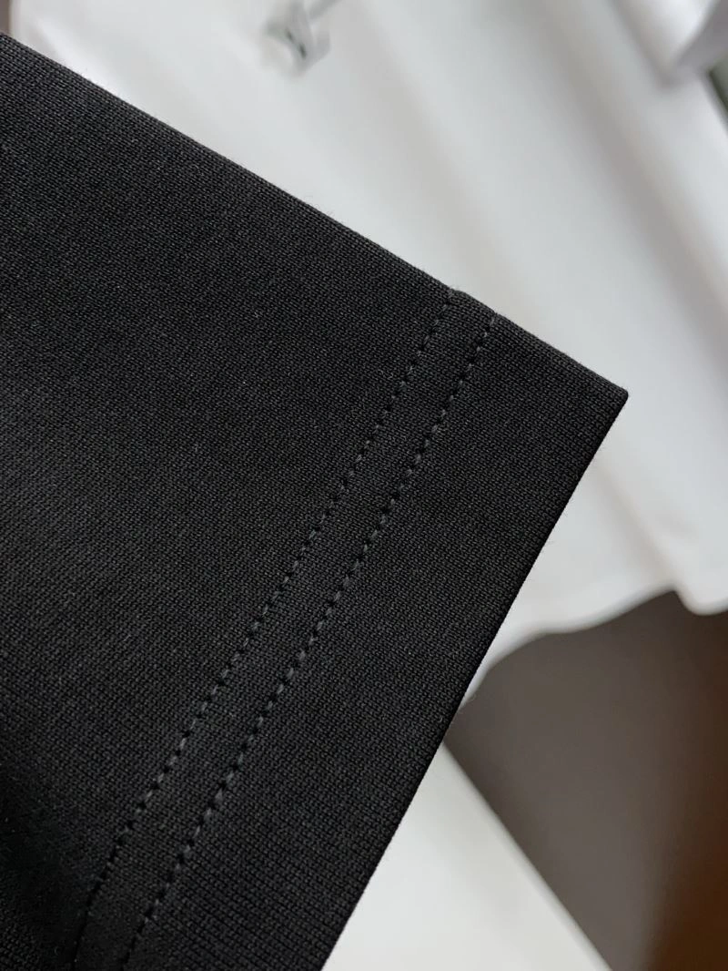 TechFriendly Louis Vuitton T-Shirts 132345