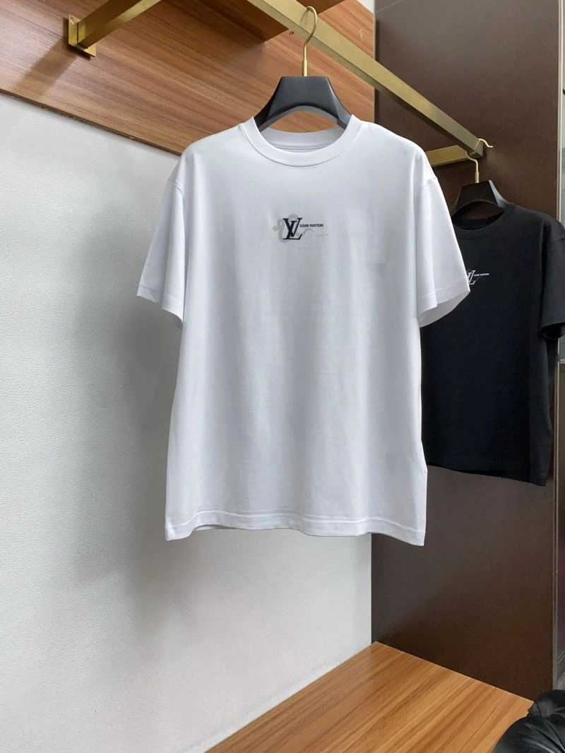 Trendy Louis Vuitton T-Shirts 132335