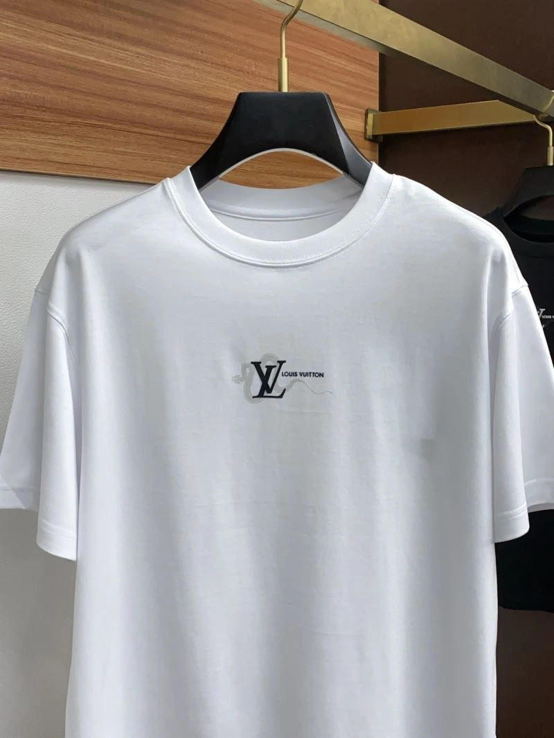 Trendy Louis Vuitton T-Shirts 132335