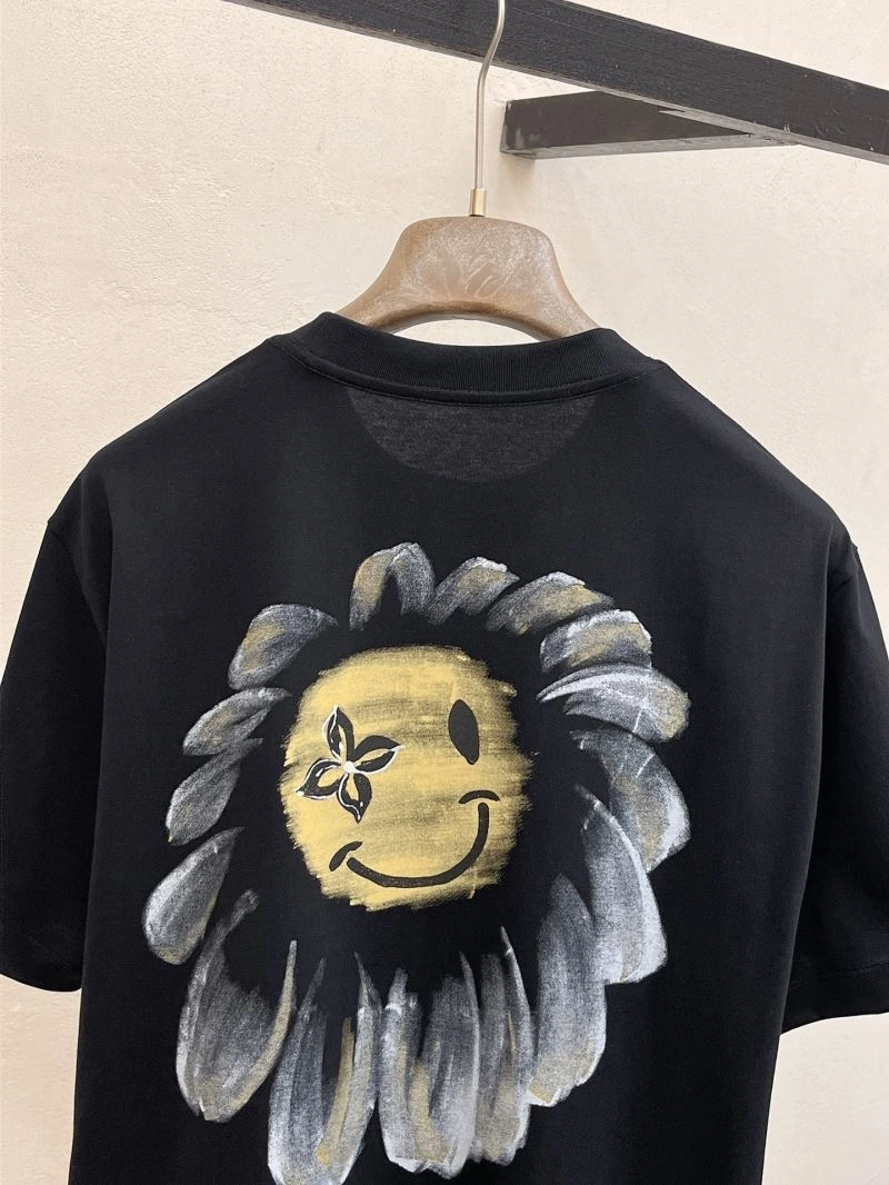 Packable Louis Vuitton T-Shirts 132325
