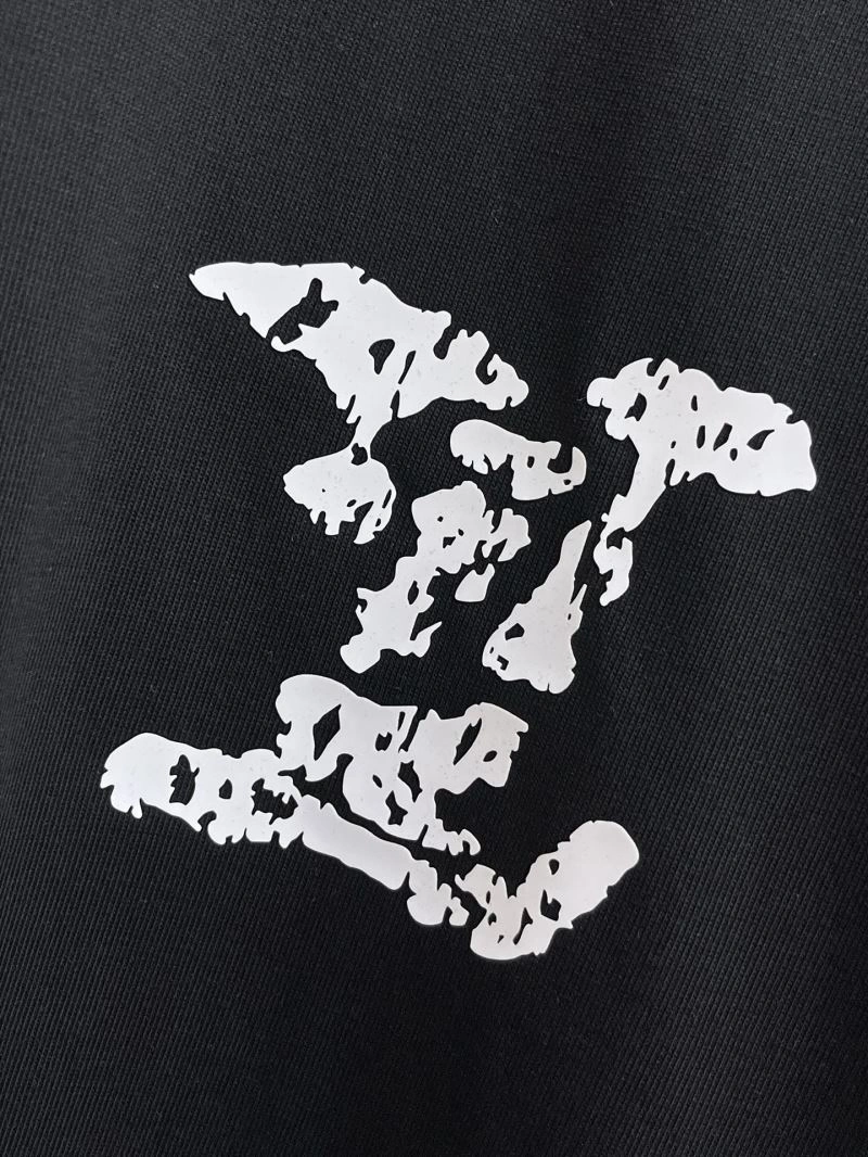 Fashionable Louis Vuitton T-Shirts 132320