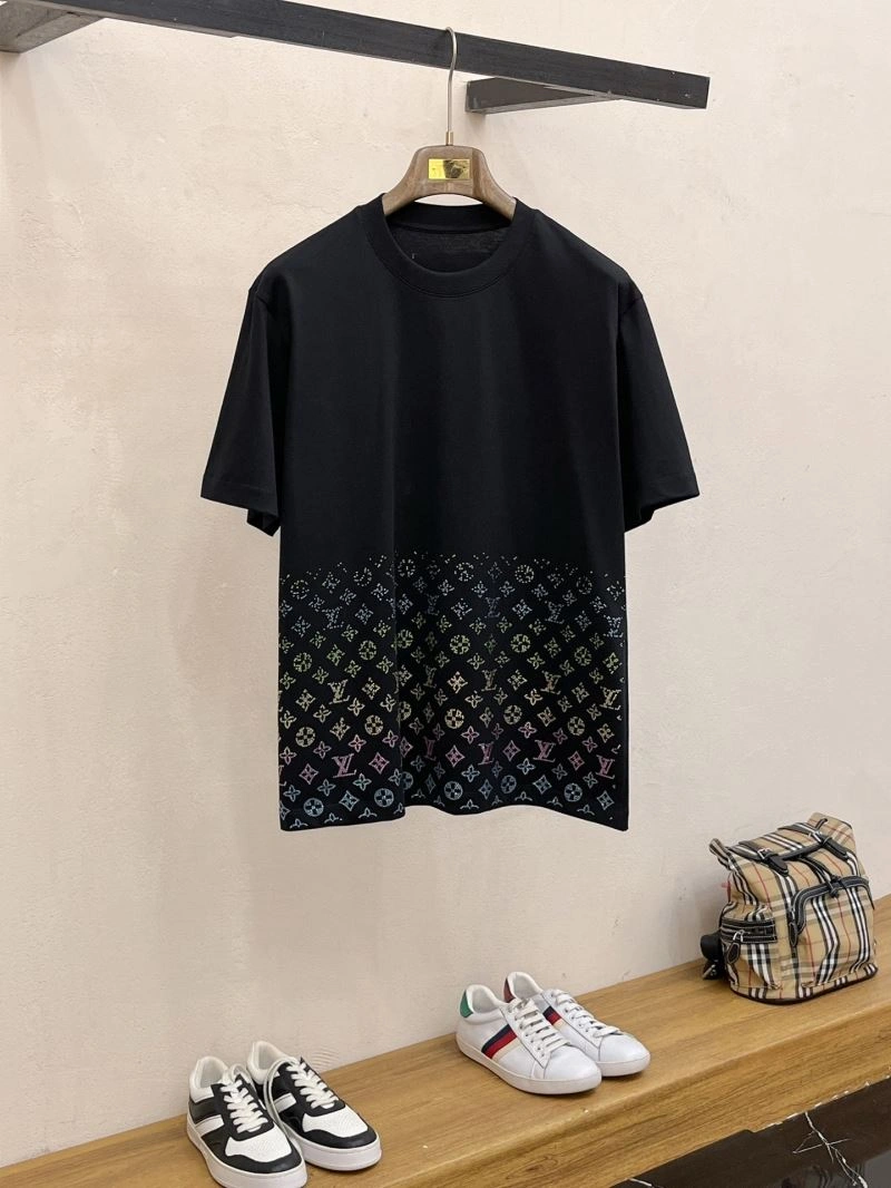 Practical Louis Vuitton T-Shirts 132316