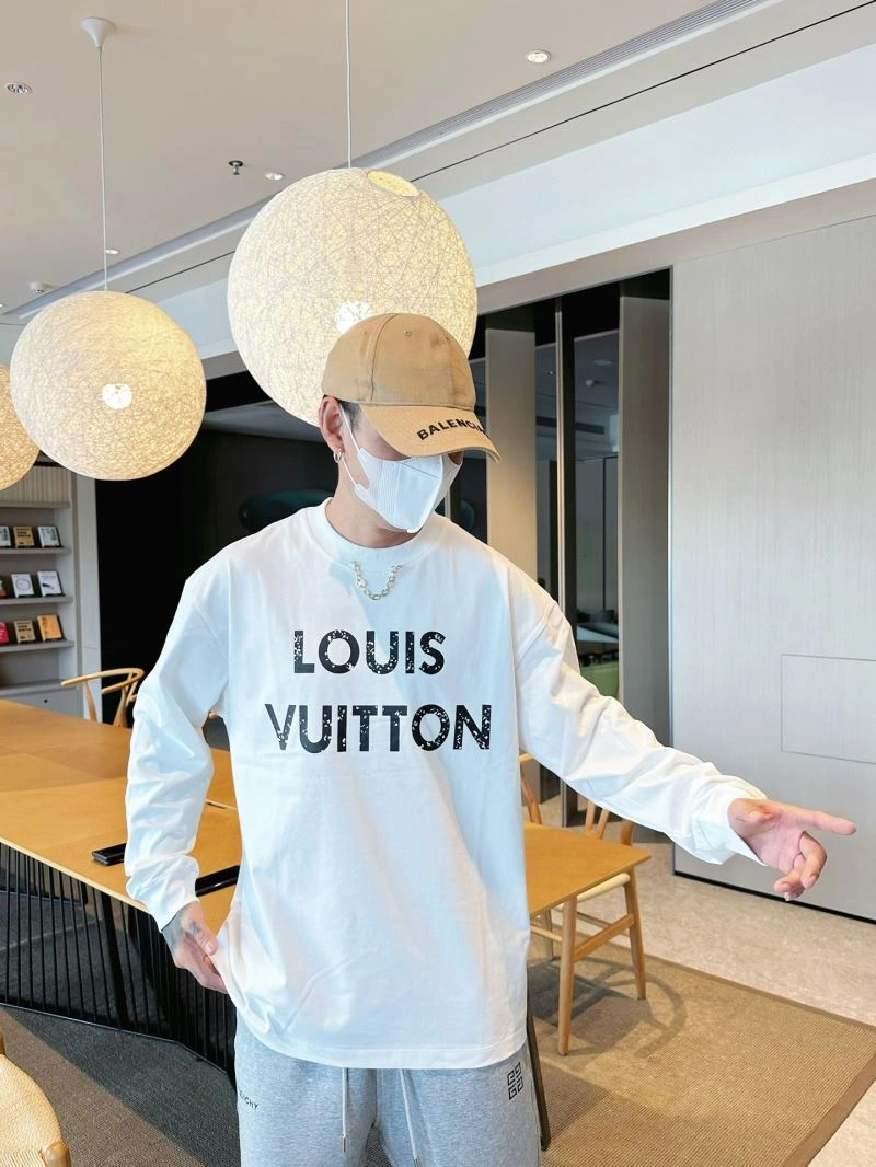 Louis Vuitton T-Shirts Practical 132315