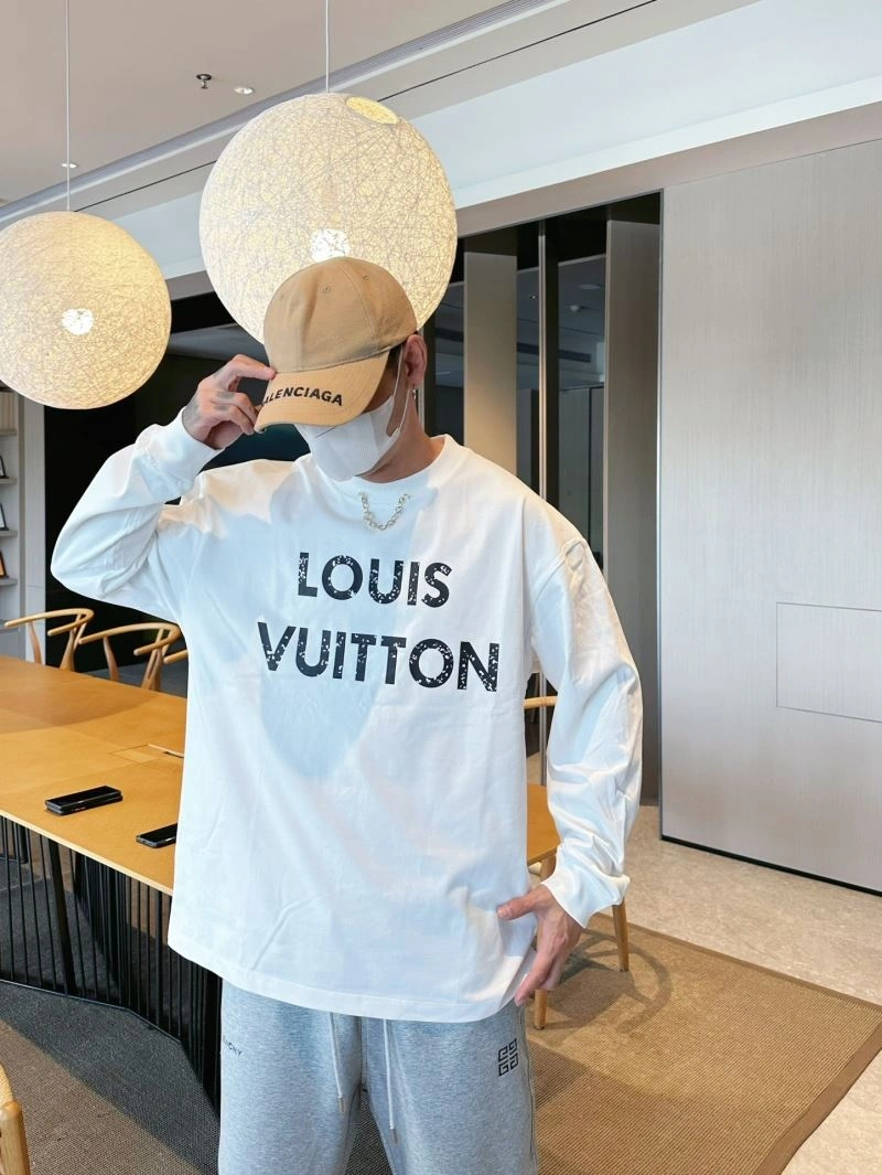 Louis Vuitton T-Shirts Practical 132315