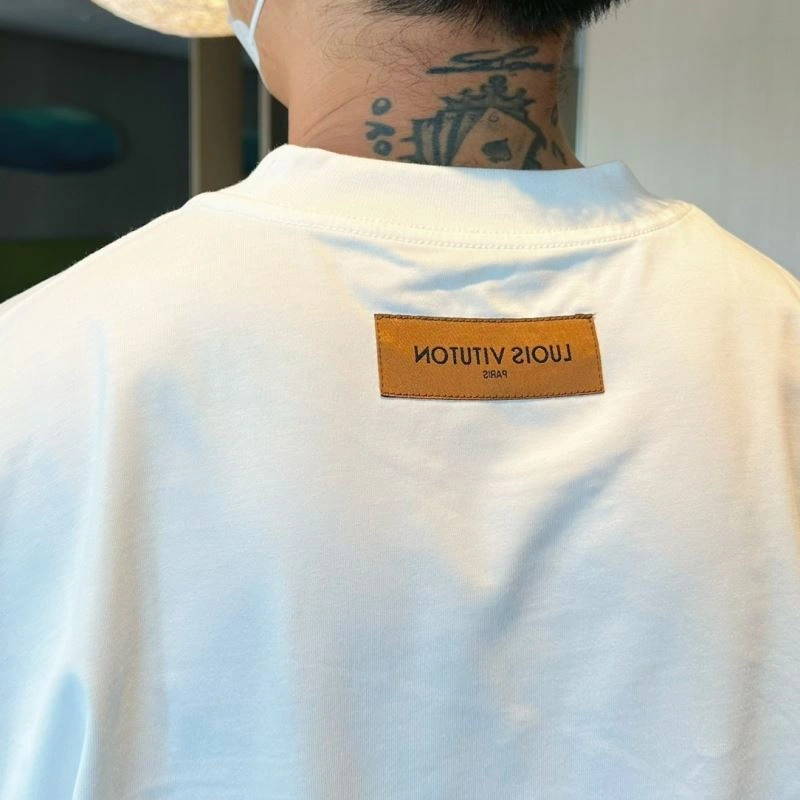 Louis Vuitton T-Shirts Practical 132315