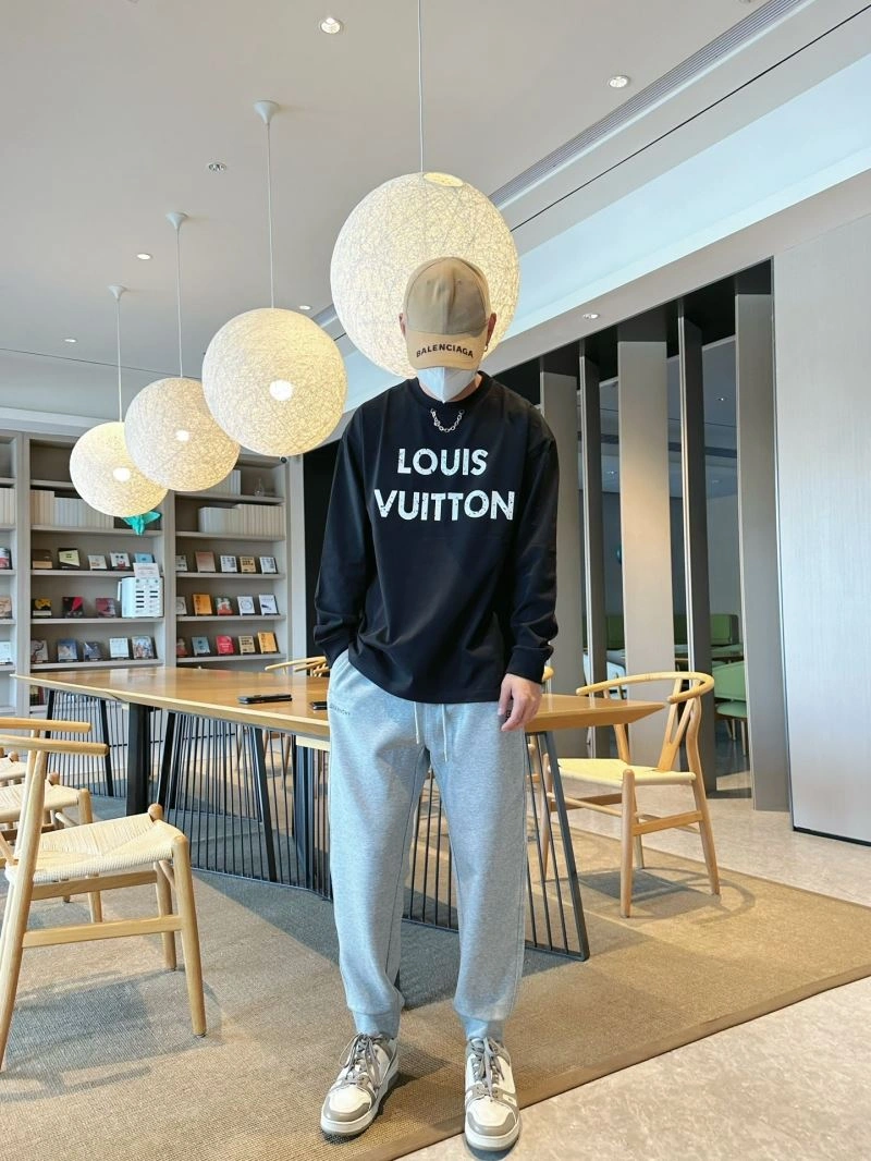 Louis Vuitton T-Shirts TimelessDesign 132312