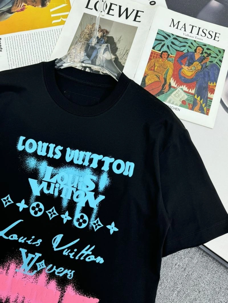 Durable Louis Vuitton T-Shirts 132308