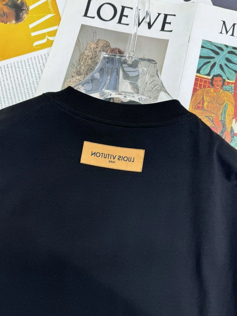 Durable Louis Vuitton T-Shirts 132308