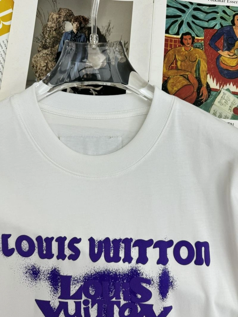 Louis Vuitton T-Shirts Bright 132297