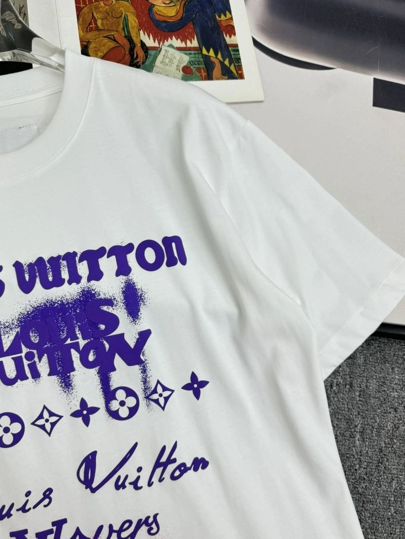 Louis Vuitton T-Shirts Bright 132297