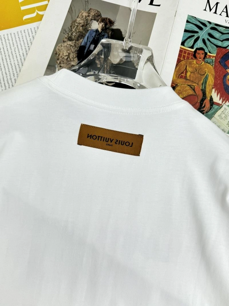 Louis Vuitton T-Shirts Bright 132297