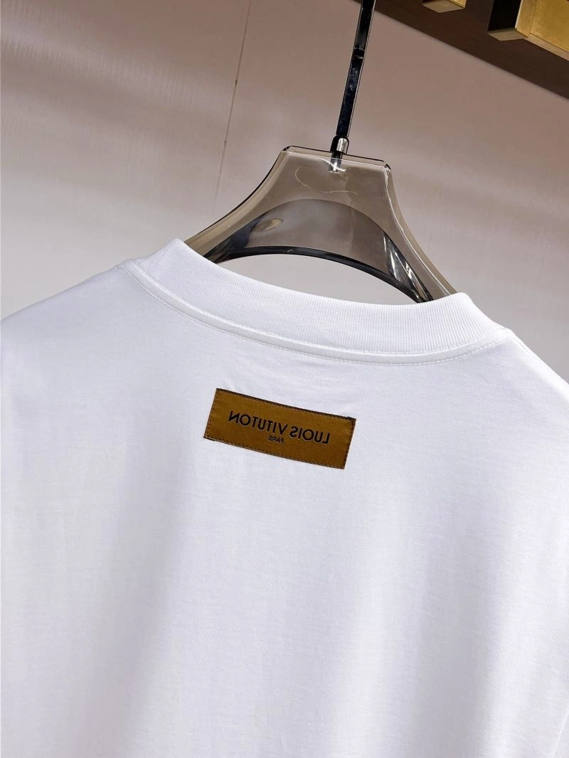 HighQuality Louis Vuitton T-Shirts 132285