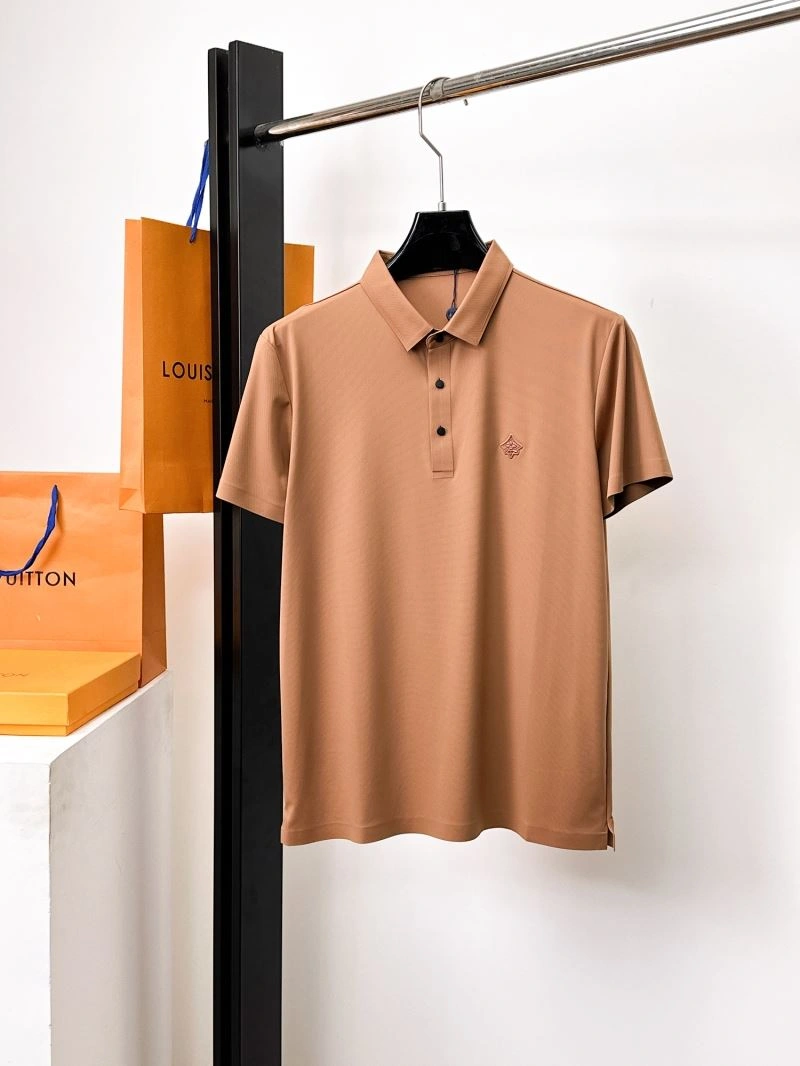 Classic Louis Vuitton T-Shirts 132286