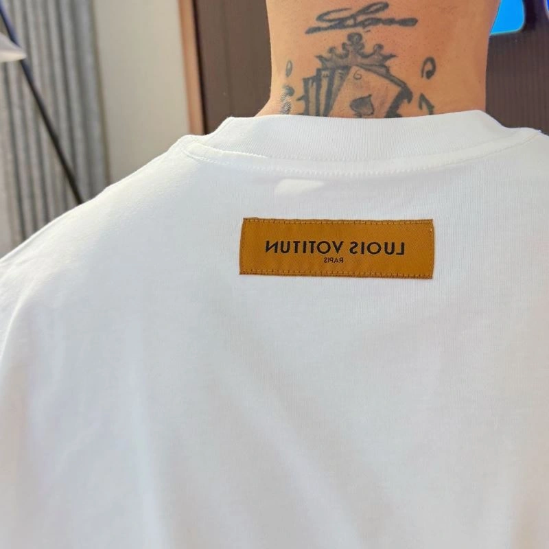 WaterResistant Louis Vuitton T-Shirts 132290