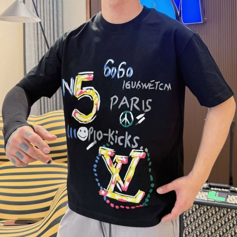 SoftTouch Louis Vuitton T-Shirts 132292