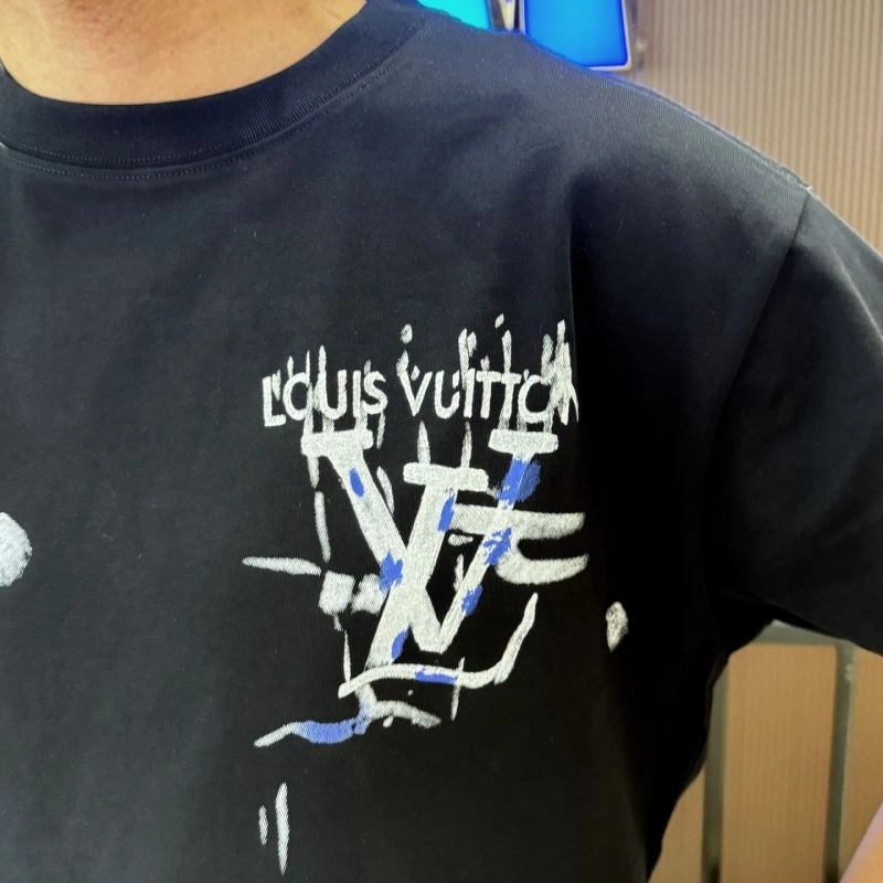 HighPerformance Louis Vuitton T-Shirts 132299