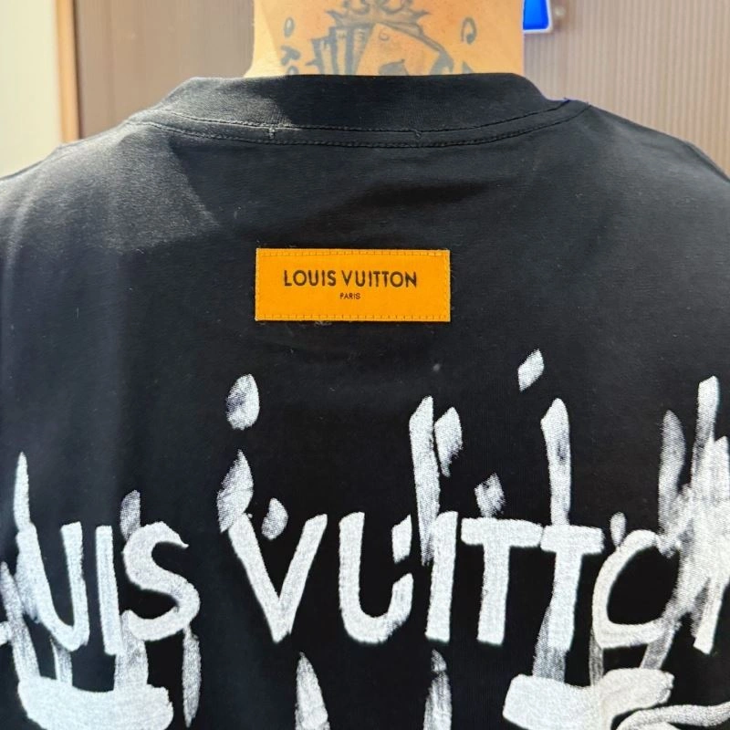 HighPerformance Louis Vuitton T-Shirts 132299
