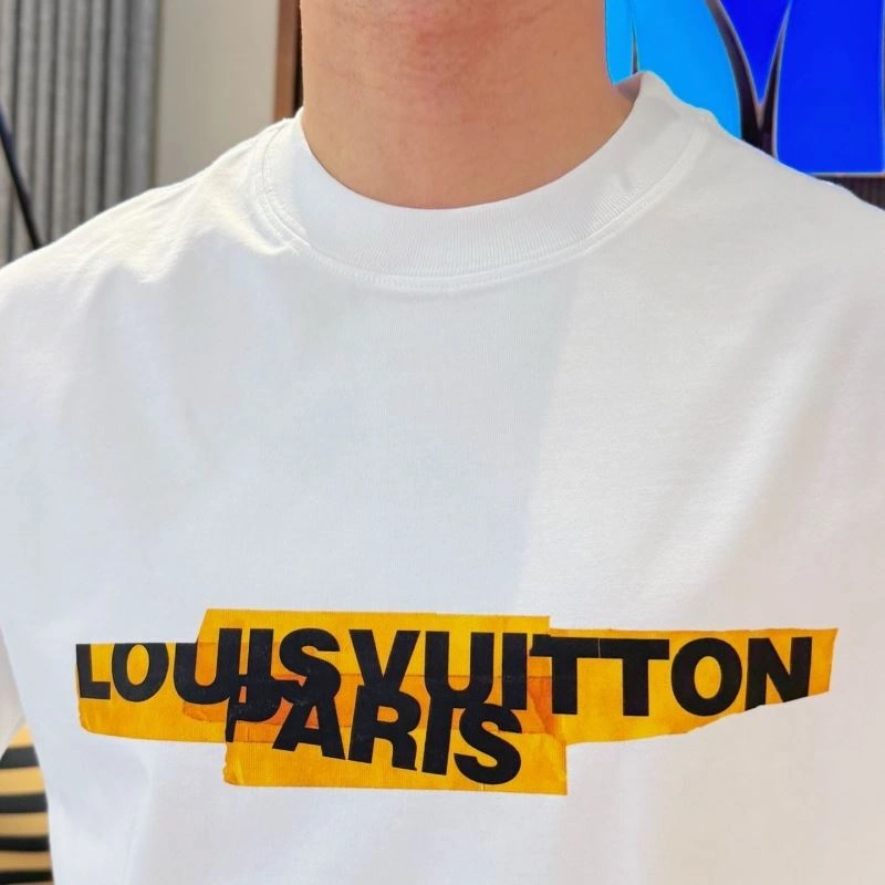 Sustainable Louis Vuitton T-Shirts 132293