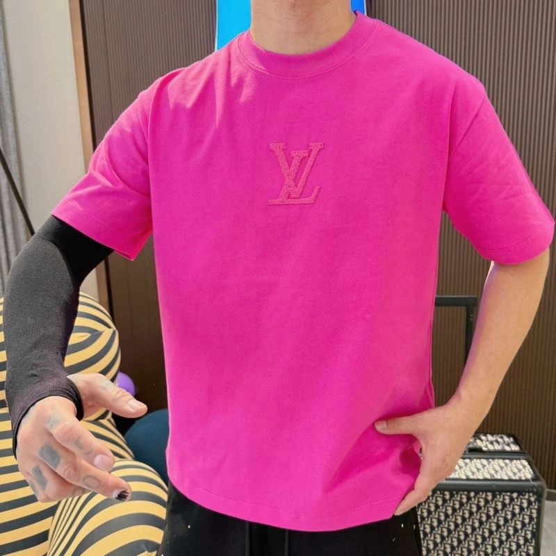 Louis Vuitton T-Shirts Affordable 132301