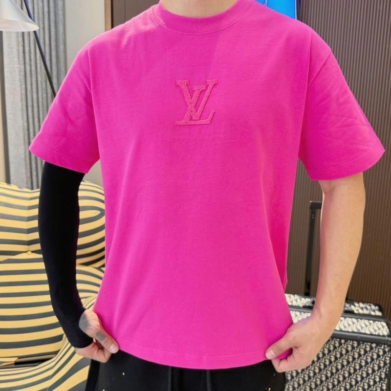 Louis Vuitton T-Shirts Affordable 132301